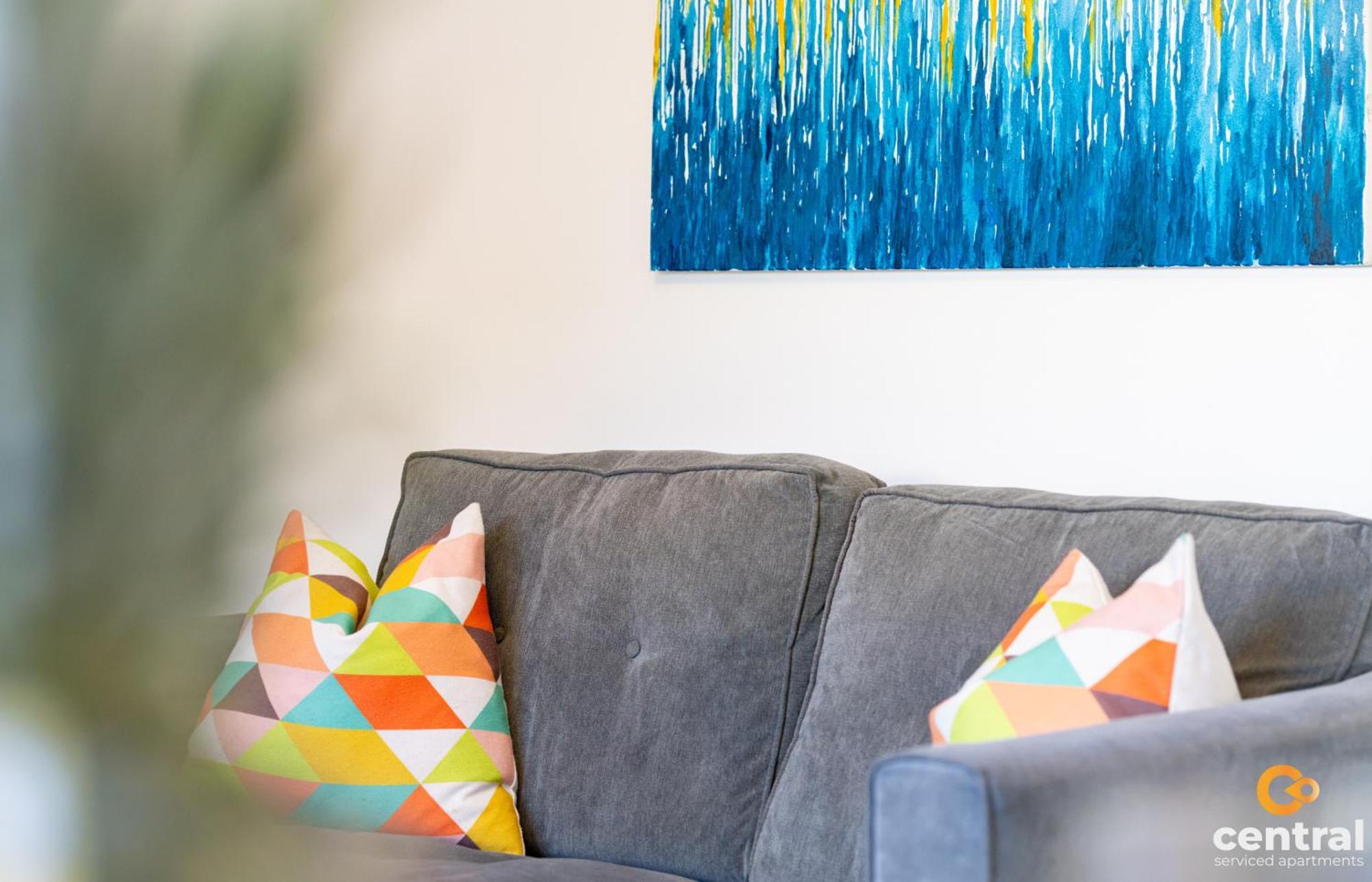 Central Serviced Apartments - 2 Bedroom - Free Street Parking - Fast Wifi - Smart Tvs In All Rooms - Ground Level - Family Neighbourhood - 3 X Double Beds - Heating 24-7 - Trade Stays - Weekly & Monthly Offers Dundee Dış mekan fotoğraf